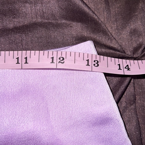 Purple Mini-Skirt. Very Pretty! - Picture 3 of 7